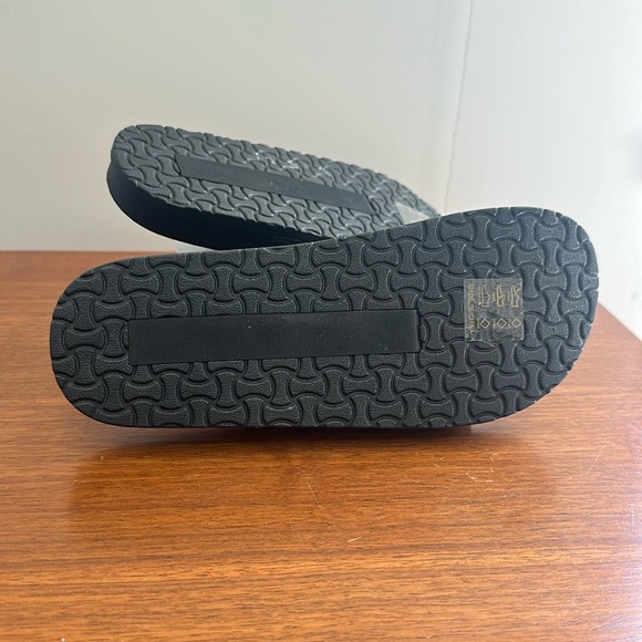 Earthing Women’s Jennifer Synthetic Leather Essential Slide Sandal - Picture 8 of 8